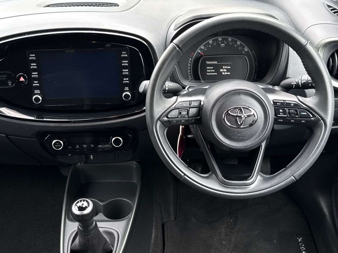 2023 TOYOTA AYGO X 2023 TOYOTA AYGO X