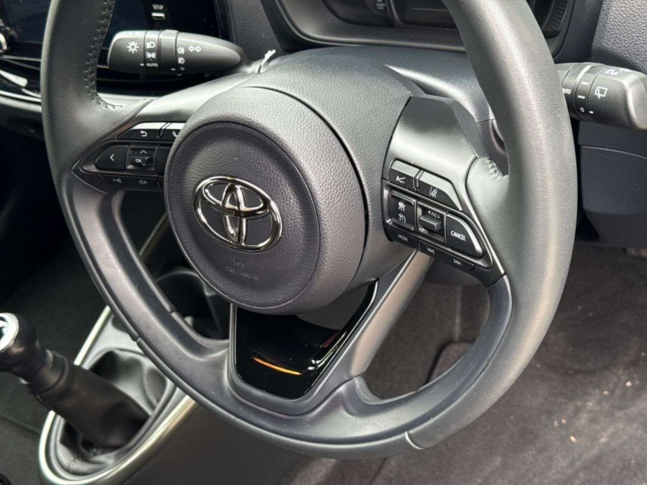 2023 TOYOTA AYGO X 2023 TOYOTA AYGO X