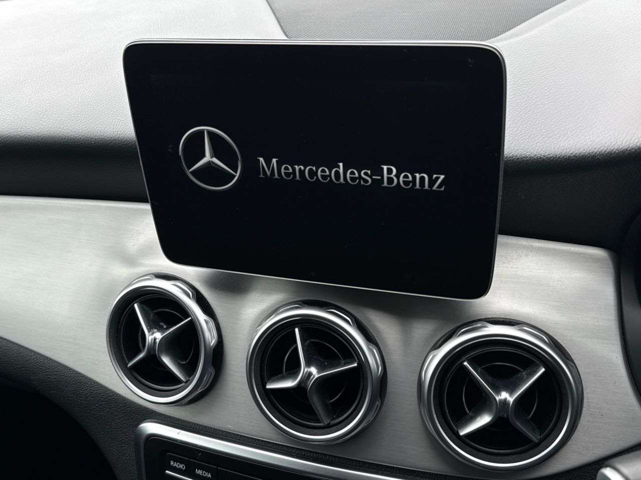 2018 MERCEDES-BENZ 180 2018 MERCEDES-BENZ 180