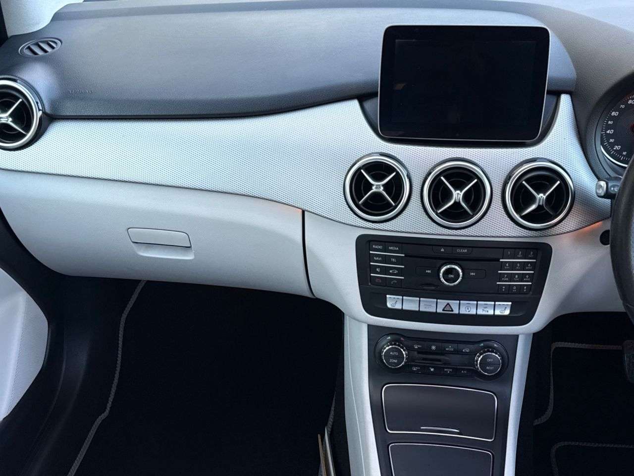 2017 MERCEDES-BENZ B-CLASS 2017 MERCEDES-BENZ B-CLASS