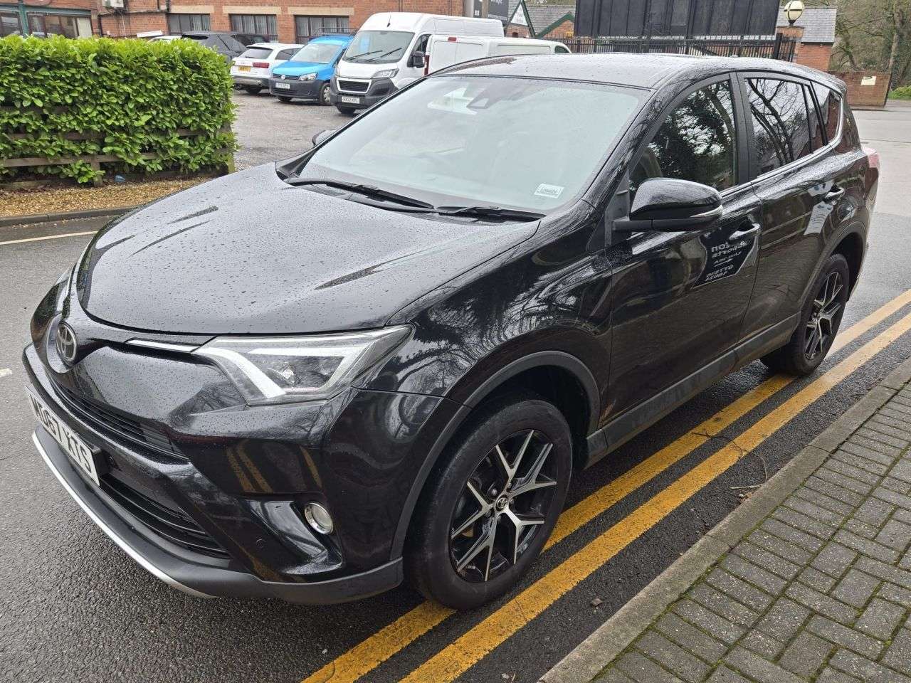 A 2017 TOYOTA RAV4 2.0 V-Matic Icon SUV 5dr Petrol CVT 4WD Euro 6 (s/s) (Safety Sense, SNav) ( A 2017 TOYOTA RAV4 2.0 V-Matic Icon SUV 5dr Petrol CVT 4WD Euro 6 (s/s) (Safety Sense, SNav) (