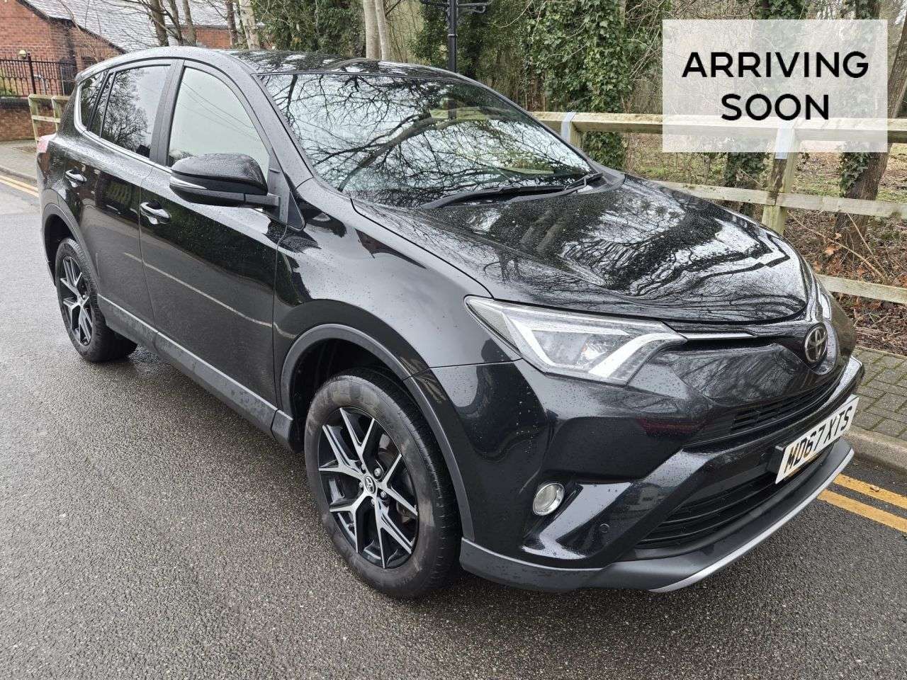 A 2017 TOYOTA RAV4 2.0 V-Matic Icon SUV 5dr Petrol CVT 4WD Euro 6 (s/s) (Safety Sense, SNav) ( A 2017 TOYOTA RAV4 2.0 V-Matic Icon SUV 5dr Petrol CVT 4WD Euro 6 (s/s) (Safety Sense, SNav) (