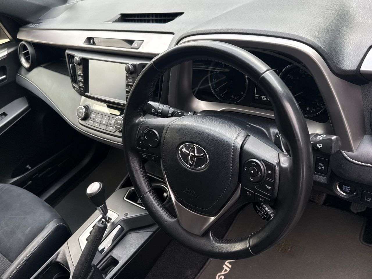 2017 TOYOTA RAV4 2017 TOYOTA RAV4