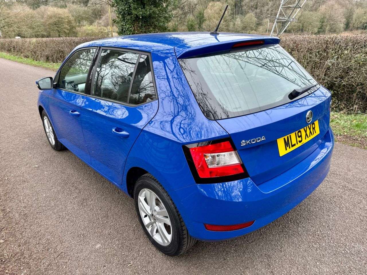 A 2019 SKODA FABIA 1.0 SE Hatchback 5dr Petrol Manual Euro 6 (s/s) (75 ps) + SERVICE HISTORY + A 2019 SKODA FABIA 1.0 SE Hatchback 5dr Petrol Manual Euro 6 (s/s) (75 ps) + SERVICE HISTORY +