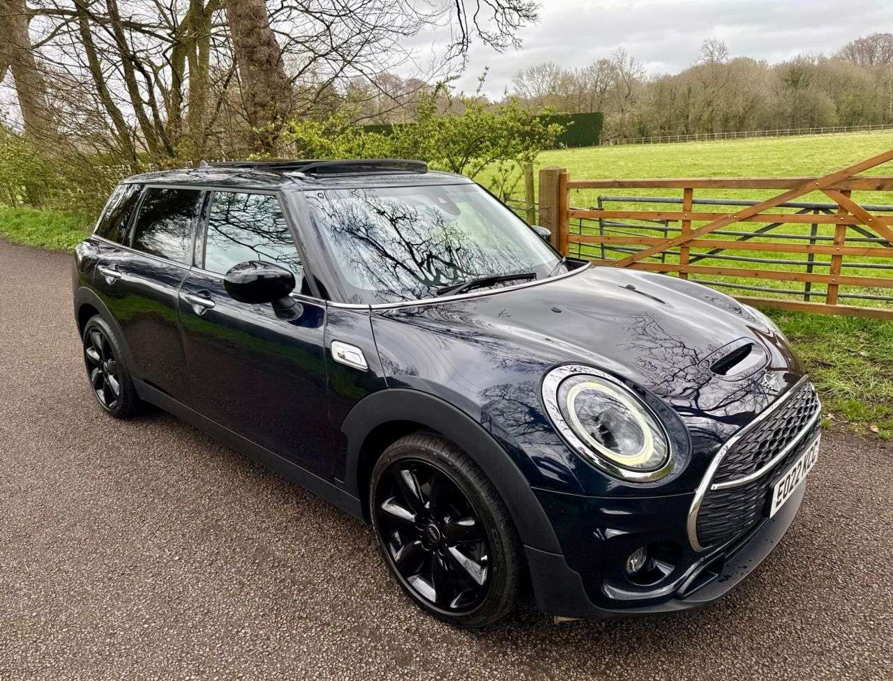 A 2022 MINI CLUBMAN 2.0 Cooper S Exclusive Estate 6dr Petrol Steptronic Euro 6 (s/s) (178 ps) + A 2022 MINI CLUBMAN 2.0 Cooper S Exclusive Estate 6dr Petrol Steptronic Euro 6 (s/s) (178 ps) +