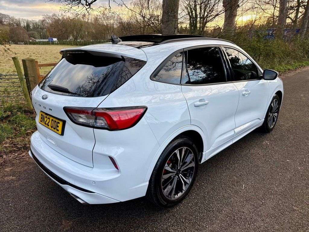 A 2022 FORD KUGA 1.5 EcoBlue ST-Line X Edition SUV 5dr Diesel Automatic Euro 6 (s/s) (120 ps A 2022 FORD KUGA 1.5 EcoBlue ST-Line X Edition SUV 5dr Diesel Automatic Euro 6 (s/s) (120 ps