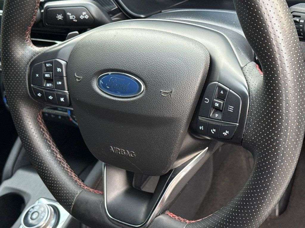 2022 FORD KUGA 2022 FORD KUGA