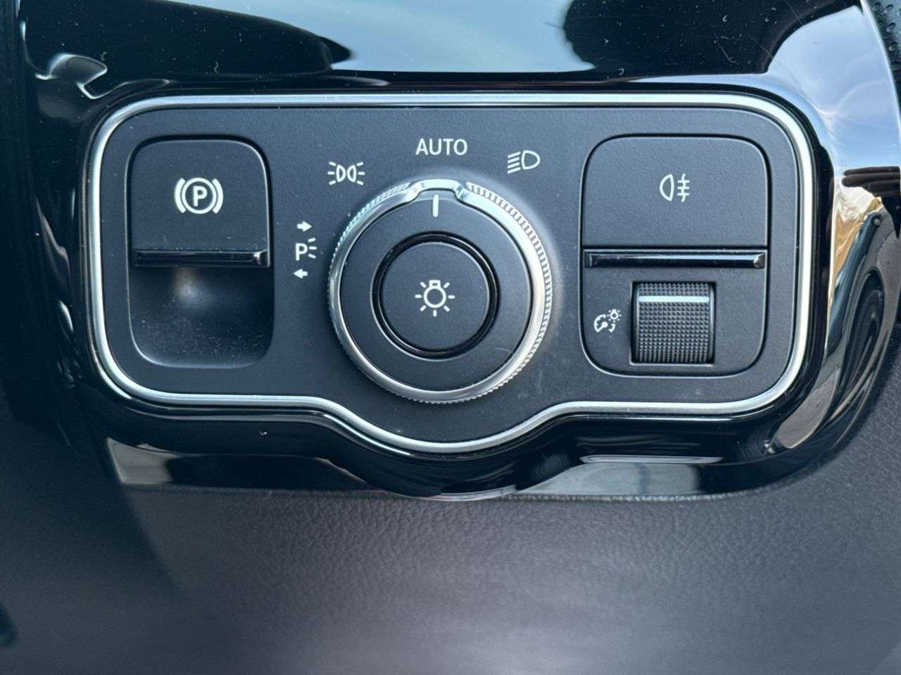 2019 MERCEDES-BENZ A-CLASS 2019 MERCEDES-BENZ A-CLASS