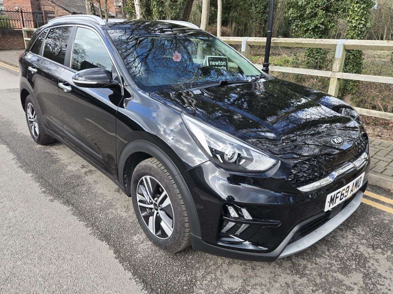 A 2019 KIA NIRO 1.6 GDi 2 SUV 5dr Petrol Hybrid DCT Euro 6 (s/s) (139 bhp) A 2019 KIA NIRO 1.6 GDi 2 SUV 5dr Petrol Hybrid DCT Euro 6 (s/s) (139 bhp)