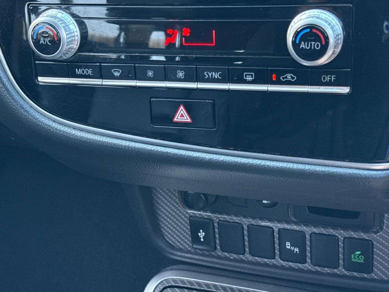 2019 MITSUBISHI OUTLANDER 2019 MITSUBISHI OUTLANDER