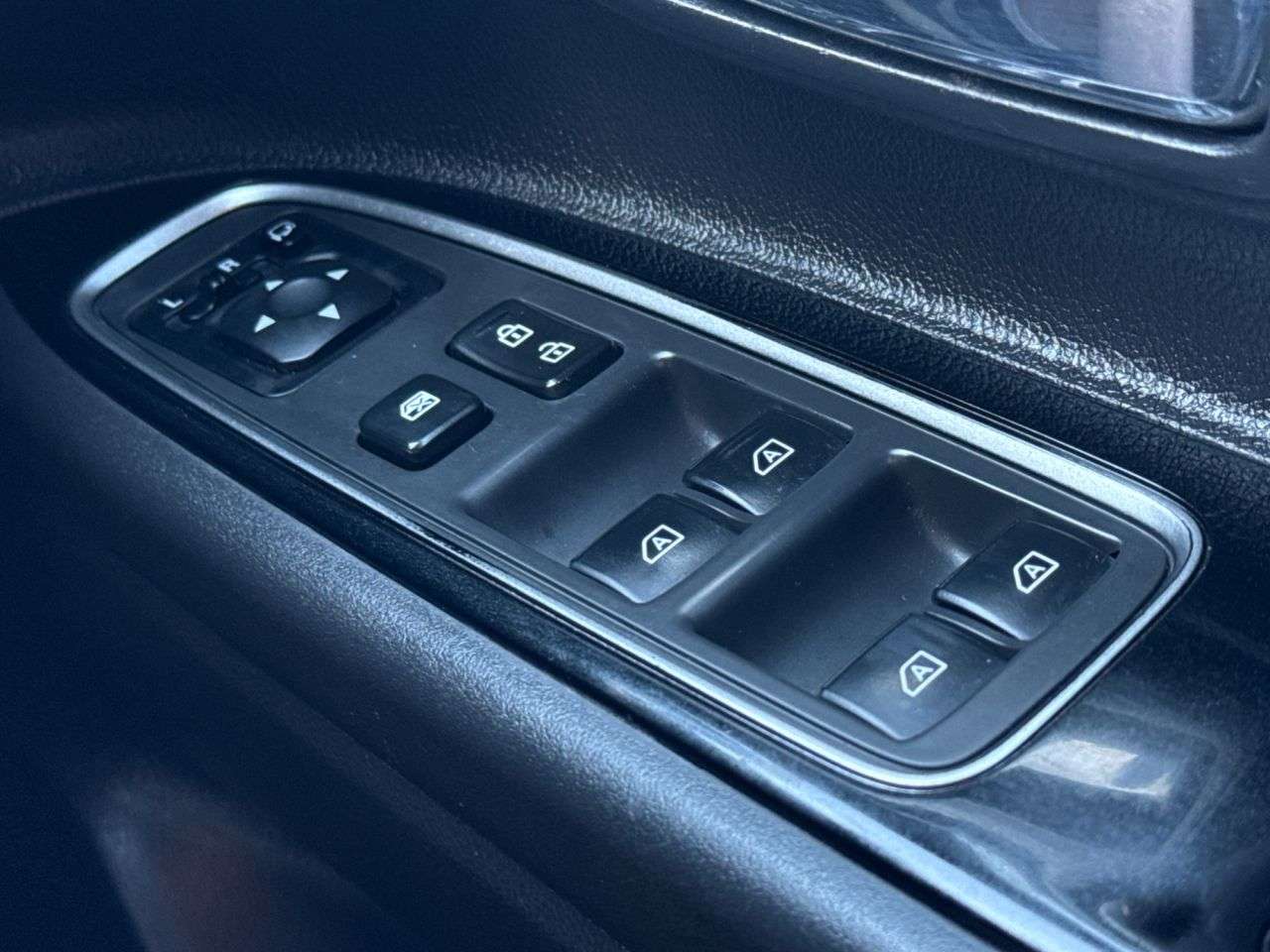 2019 MITSUBISHI OUTLANDER 2019 MITSUBISHI OUTLANDER