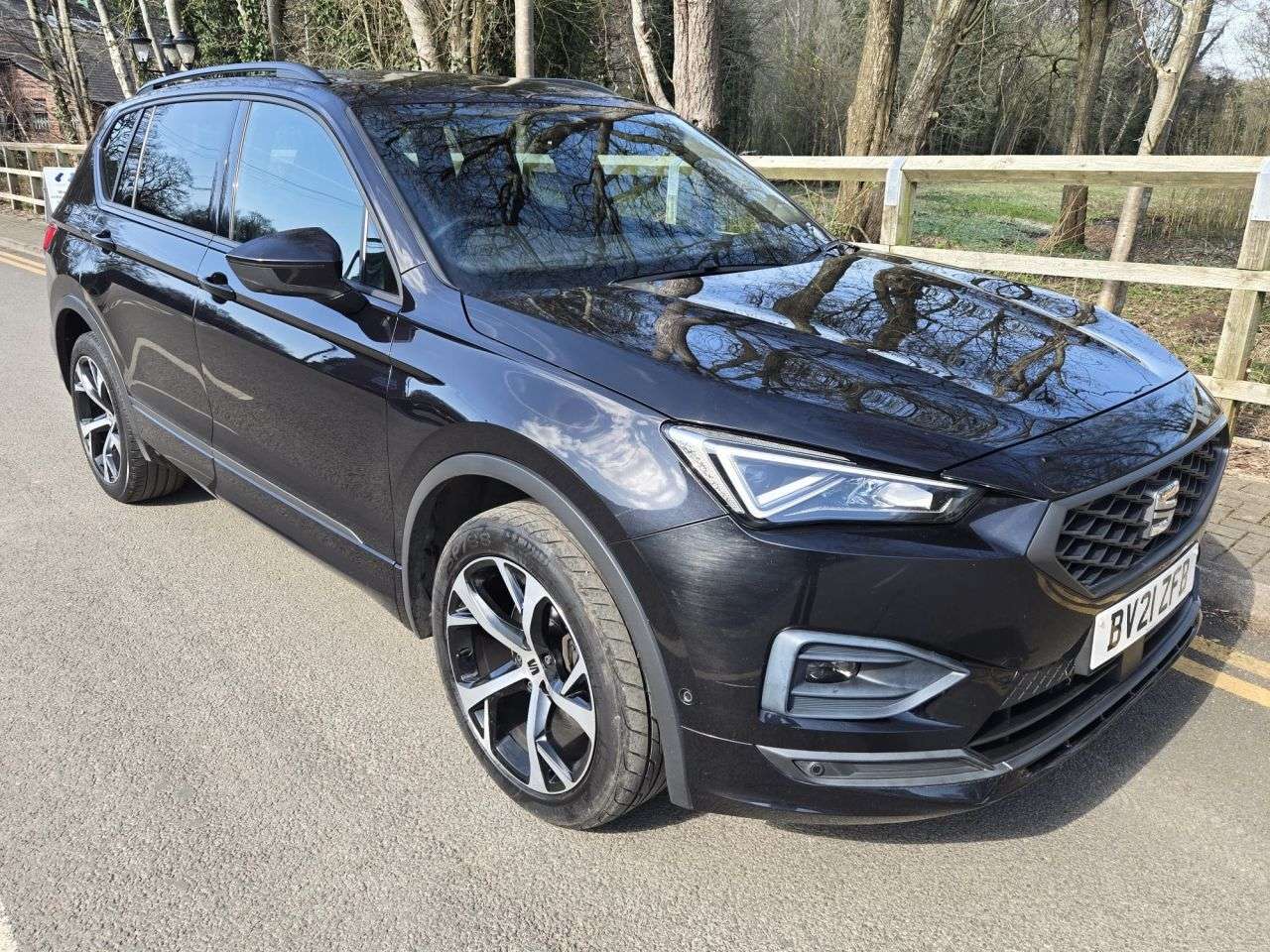 A 2021 SEAT TARRACO 1.5 TSI EVO FR SUV 5dr Petrol DSG Euro 6 (s/s) (150 ps) A 2021 SEAT TARRACO 1.5 TSI EVO FR SUV 5dr Petrol DSG Euro 6 (s/s) (150 ps)