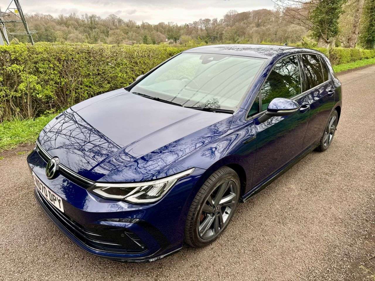 A 2021 VOLKSWAGEN GOLF 1.5 TSI R-Line Hatchback 5dr Petrol Manual Euro 6 (s/s) (150 ps) + SERVICE A 2021 VOLKSWAGEN GOLF 1.5 TSI R-Line Hatchback 5dr Petrol Manual Euro 6 (s/s) (150 ps) + SERVICE