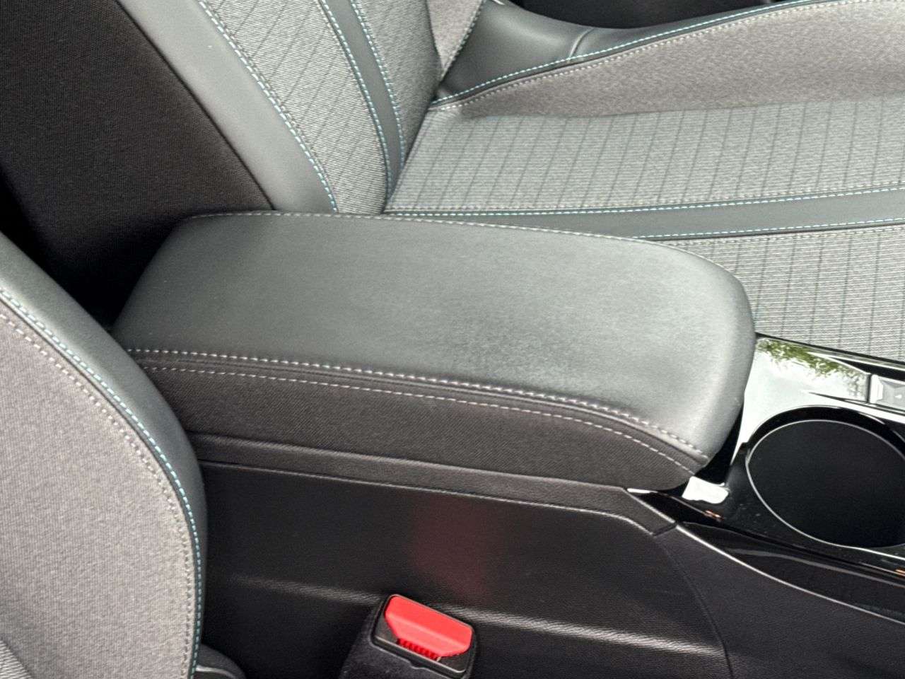 2022 PEUGEOT 208 2022 PEUGEOT 208