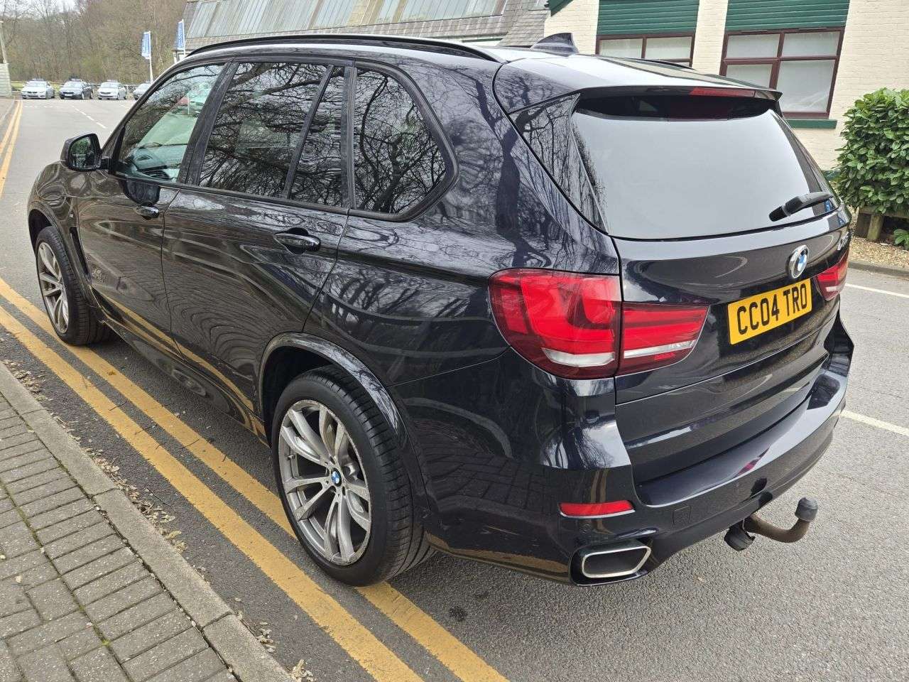 A 2015 BMW X5 3.0 30d M Sport SUV 5dr Diesel Automatic xDrive Euro 6 (s/s) (258 ps) A 2015 BMW X5 3.0 30d M Sport SUV 5dr Diesel Automatic xDrive Euro 6 (s/s) (258 ps)