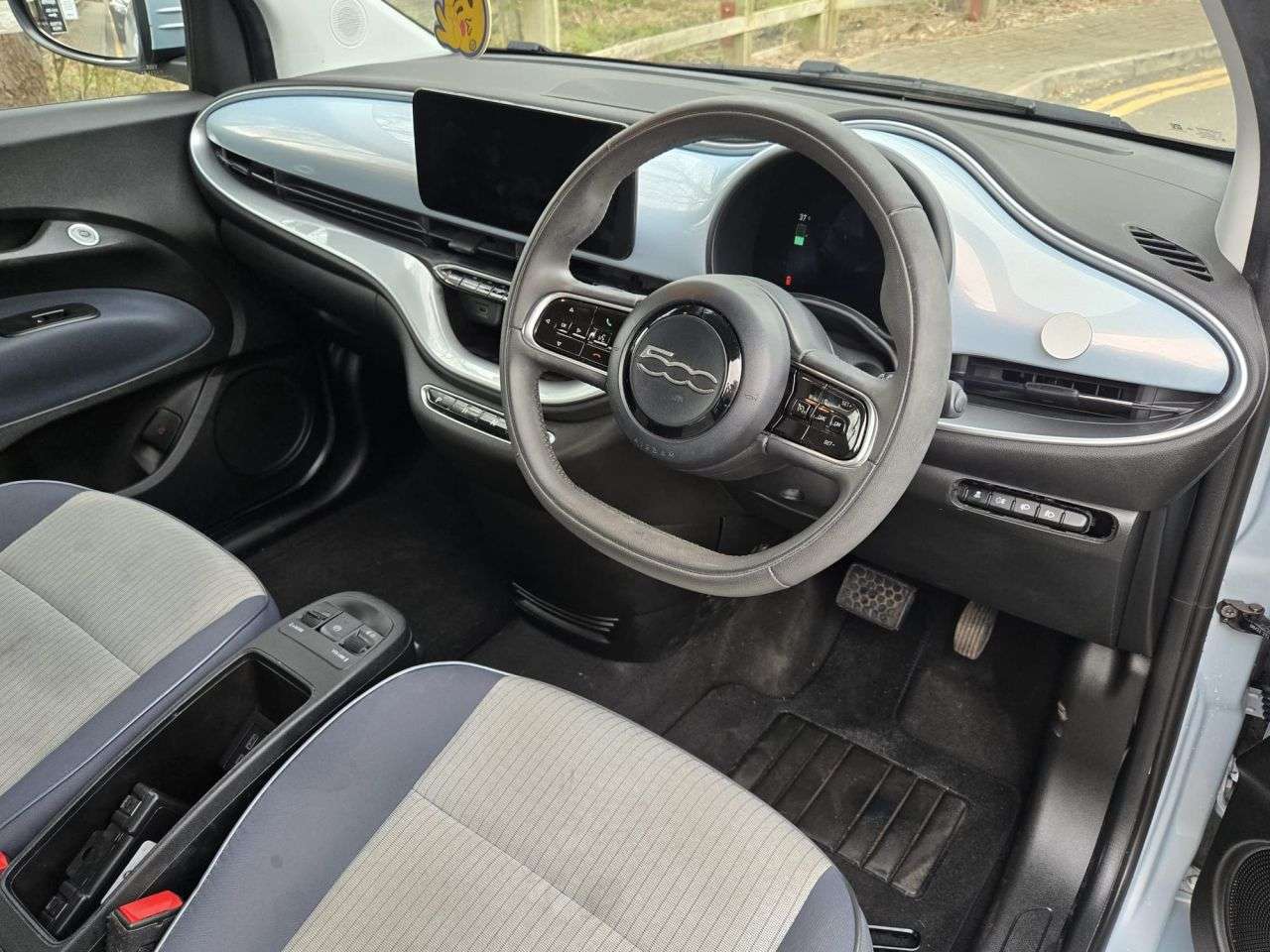 2022 FIAT 500E 2022 FIAT 500E