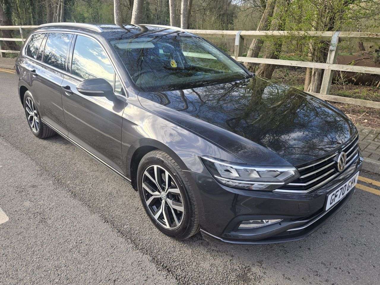 A 2020 VOLKSWAGEN PASSAT 1.5 TSI EVO SEL Estate 5dr Petrol DSG Euro 6 (s/s) (150 ps) A 2020 VOLKSWAGEN PASSAT 1.5 TSI EVO SEL Estate 5dr Petrol DSG Euro 6 (s/s) (150 ps)