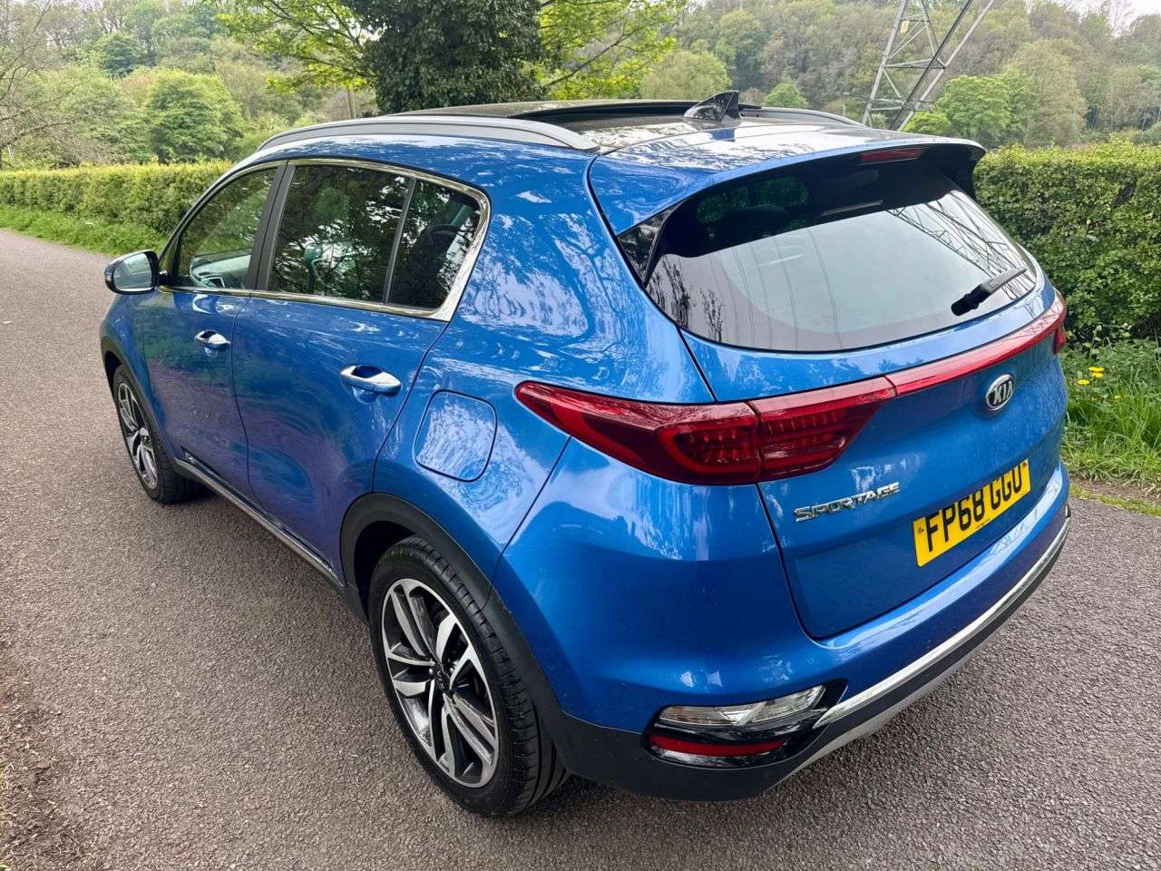 A 2018 KIA SPORTAGE 1.6 CRDi 4 SUV 5dr Diesel Manual Euro 6 (s/s) (134 bhp) + SERVICE HISTORY + A 2018 KIA SPORTAGE 1.6 CRDi 4 SUV 5dr Diesel Manual Euro 6 (s/s) (134 bhp) + SERVICE HISTORY +