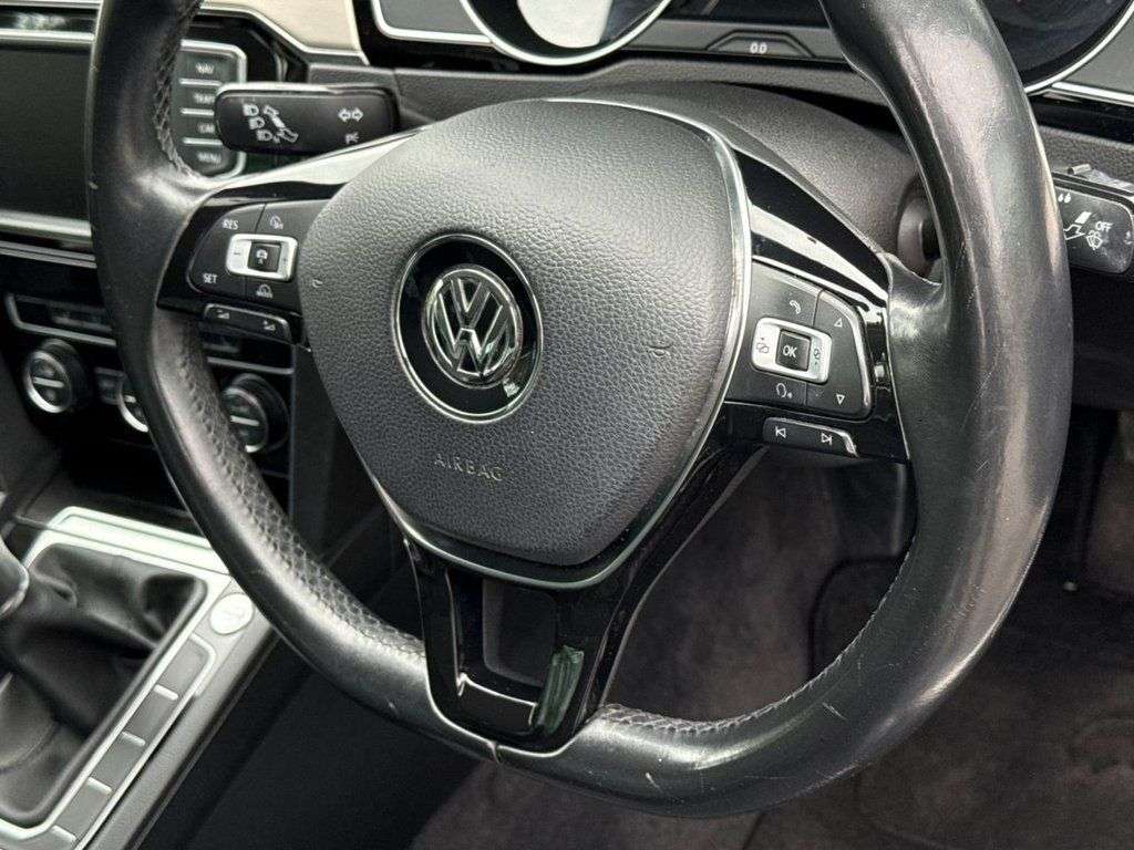 2016 VOLKSWAGEN PASSAT 2016 VOLKSWAGEN PASSAT