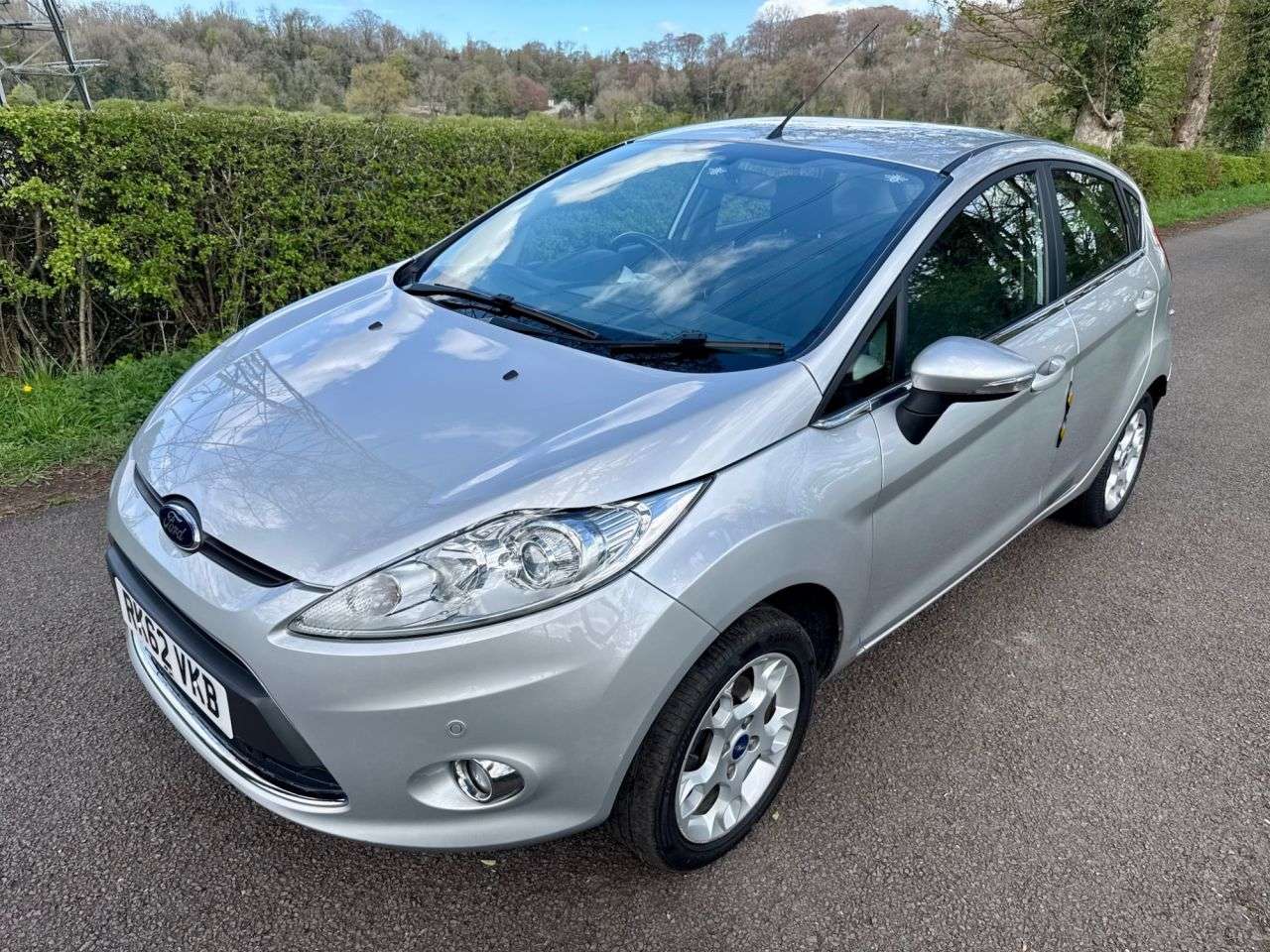 A 2012 FORD FIESTA 1.4 Zetec Hatchback 5dr Petrol Automatic (154 g/km, 94 bhp) + SERVICE HISTO A 2012 FORD FIESTA 1.4 Zetec Hatchback 5dr Petrol Automatic (154 g/km, 94 bhp) + SERVICE HISTO