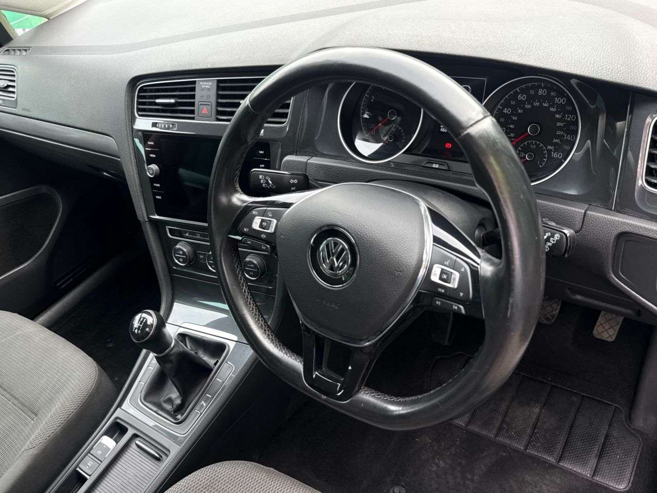 2020 VOLKSWAGEN GOLF 2020 VOLKSWAGEN GOLF