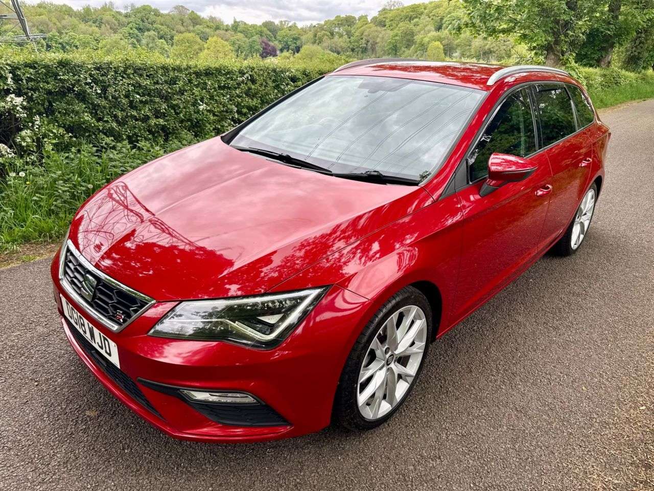 A 2018 SEAT LEON 1.4 EcoTSI FR Technology ST 5dr Petrol DSG Euro 6 (s/s) (150 ps) + SERVICE A 2018 SEAT LEON 1.4 EcoTSI FR Technology ST 5dr Petrol DSG Euro 6 (s/s) (150 ps) + SERVICE