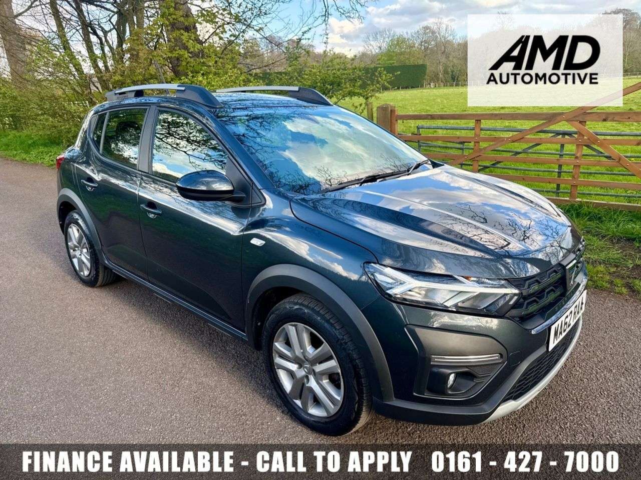 A 2022 DACIA SANDERO STEPWAY 1.0 TCe Comfort Hatchback 5dr Petrol CVT Euro 6 (s/s) (90 ps) + SERVICE HIS A 2022 DACIA SANDERO STEPWAY 1.0 TCe Comfort Hatchback 5dr Petrol CVT Euro 6 (s/s) (90 ps) + SERVICE HIS