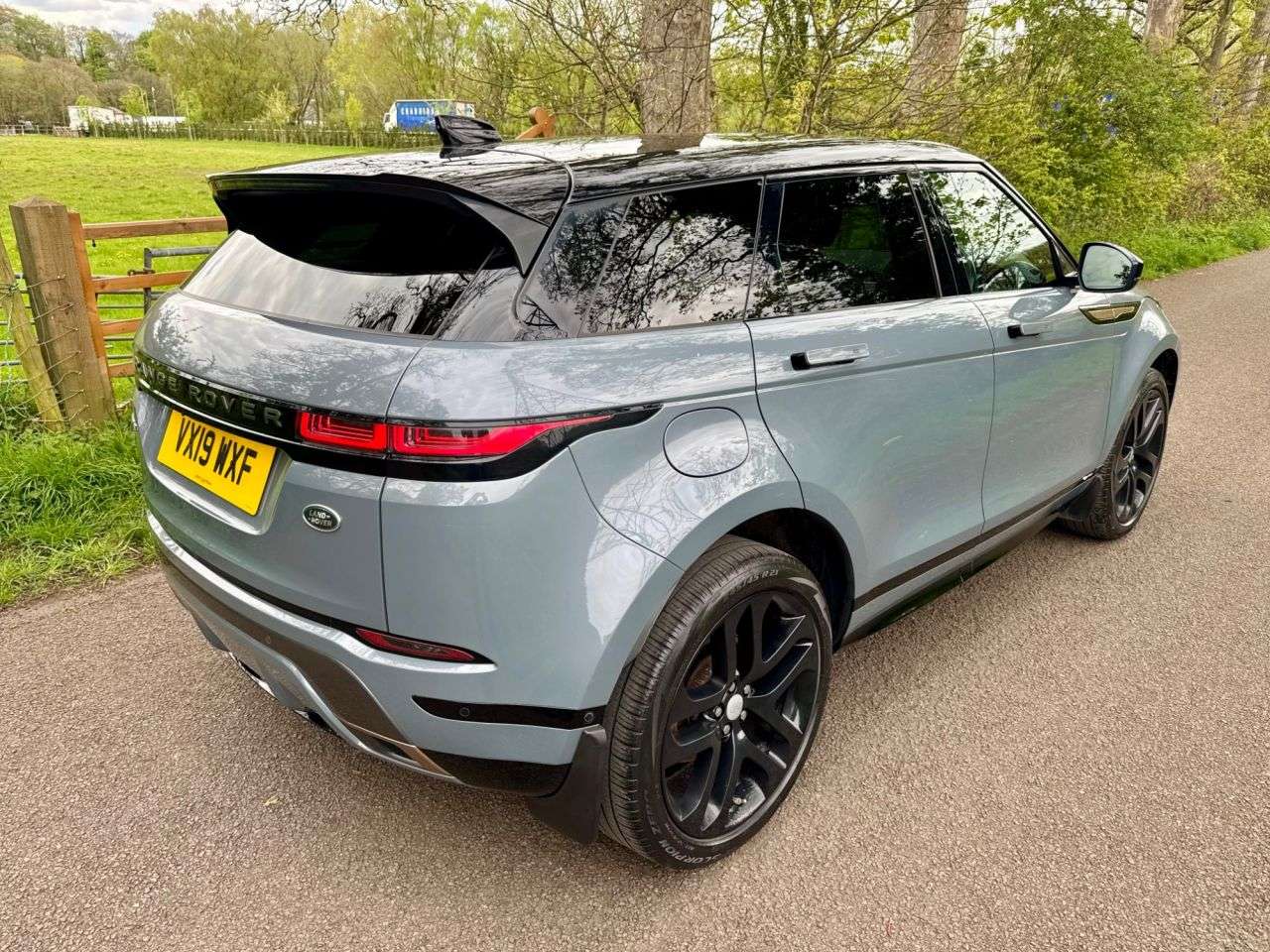 2019 LAND ROVER RANGE ROVER EVOQUE 2019 LAND ROVER RANGE ROVER EVOQUE