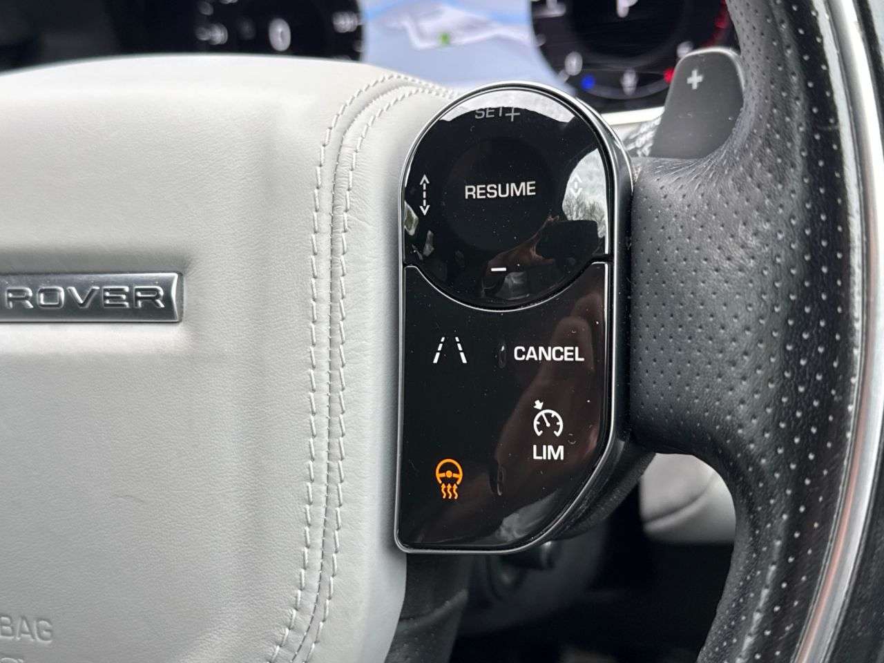 2019 LAND ROVER RANGE ROVER EVOQUE 2019 LAND ROVER RANGE ROVER EVOQUE