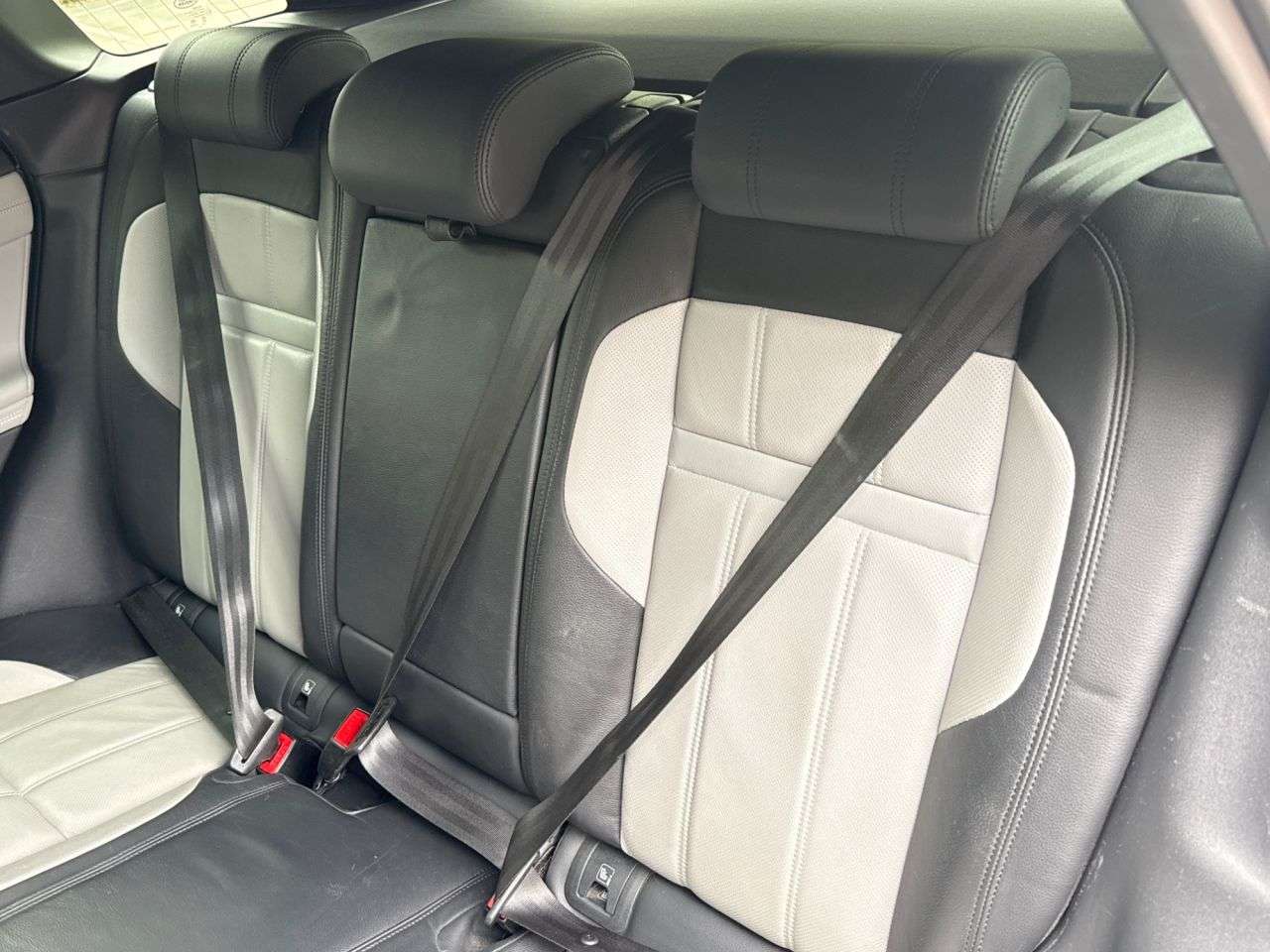 2019 LAND ROVER RANGE ROVER EVOQUE 2019 LAND ROVER RANGE ROVER EVOQUE