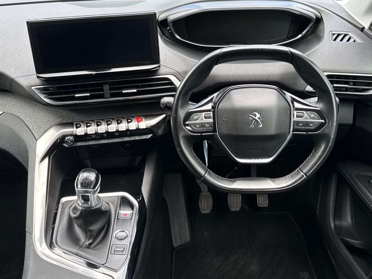 2021 PEUGEOT 3008 2021 PEUGEOT 3008