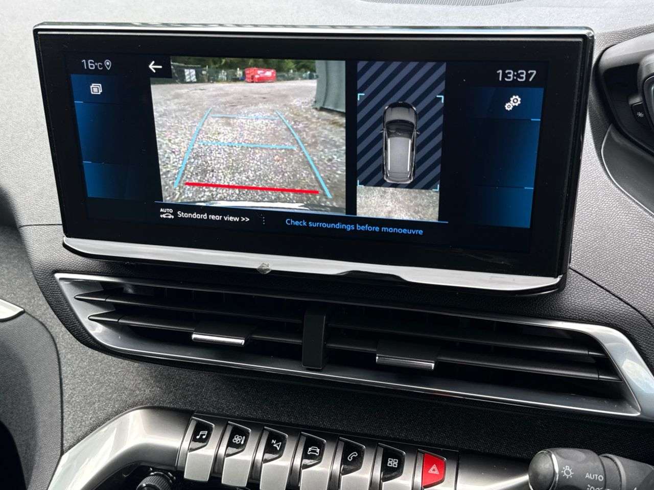 2021 PEUGEOT 3008 2021 PEUGEOT 3008