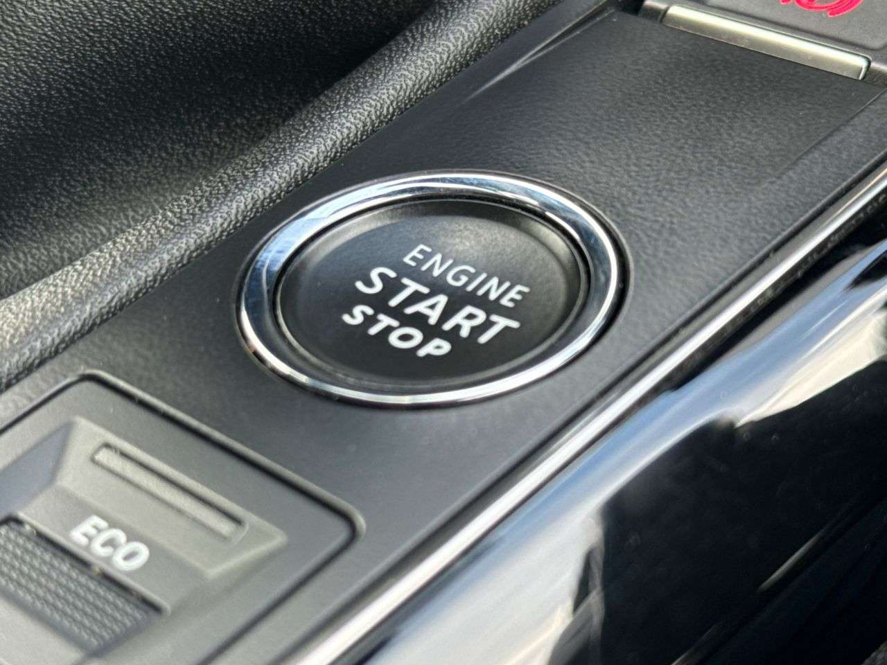 2021 PEUGEOT 3008 2021 PEUGEOT 3008