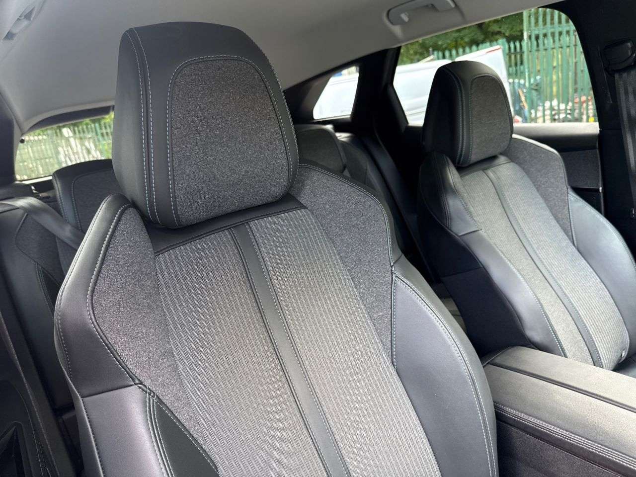 2021 PEUGEOT 3008 2021 PEUGEOT 3008
