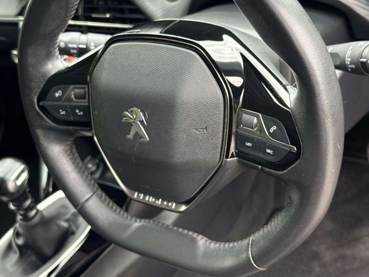 2021 PEUGEOT 208 2021 PEUGEOT 208