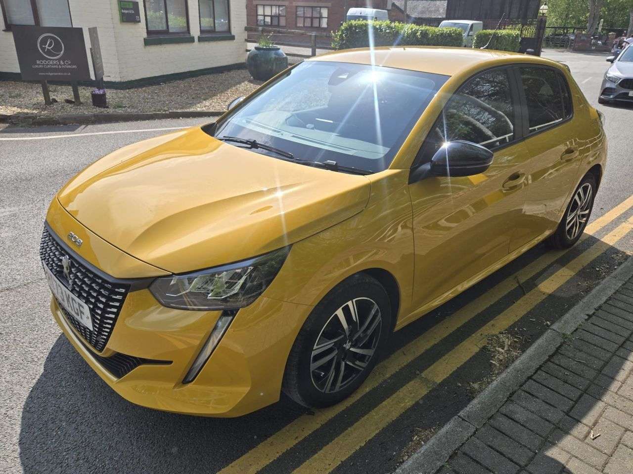 A 2023 PEUGEOT 208 1.2 PureTech Active Premium + Hatchback 5dr Petrol Manual Euro 6 (s/s) (75 A 2023 PEUGEOT 208 1.2 PureTech Active Premium + Hatchback 5dr Petrol Manual Euro 6 (s/s) (75