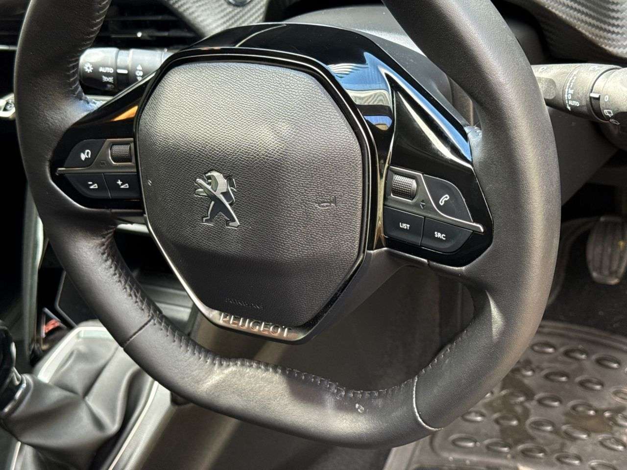 2023 PEUGEOT 208 2023 PEUGEOT 208