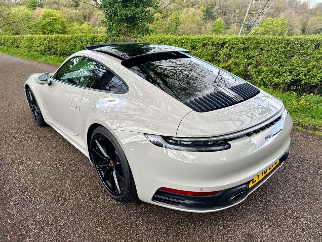 A 2021 PORSCHE 911 3.0T 992 Carrera 4 Coupe 2dr Petrol PDK 4WD Euro 6 (s/s) (385 ps) + SERVICE A 2021 PORSCHE 911 3.0T 992 Carrera 4 Coupe 2dr Petrol PDK 4WD Euro 6 (s/s) (385 ps) + SERVICE