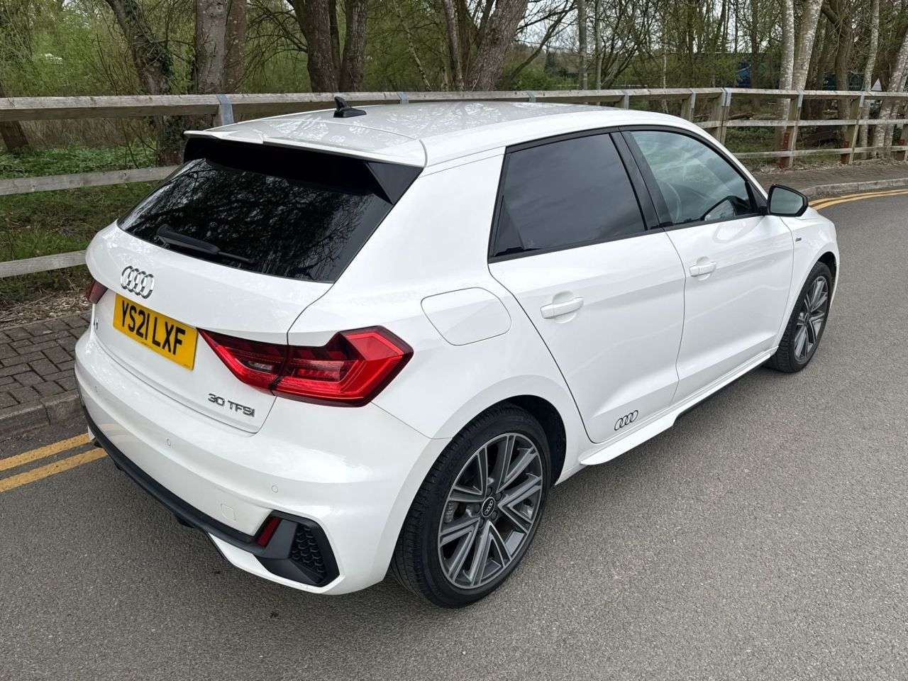 2021 AUDI A1 2021 AUDI A1