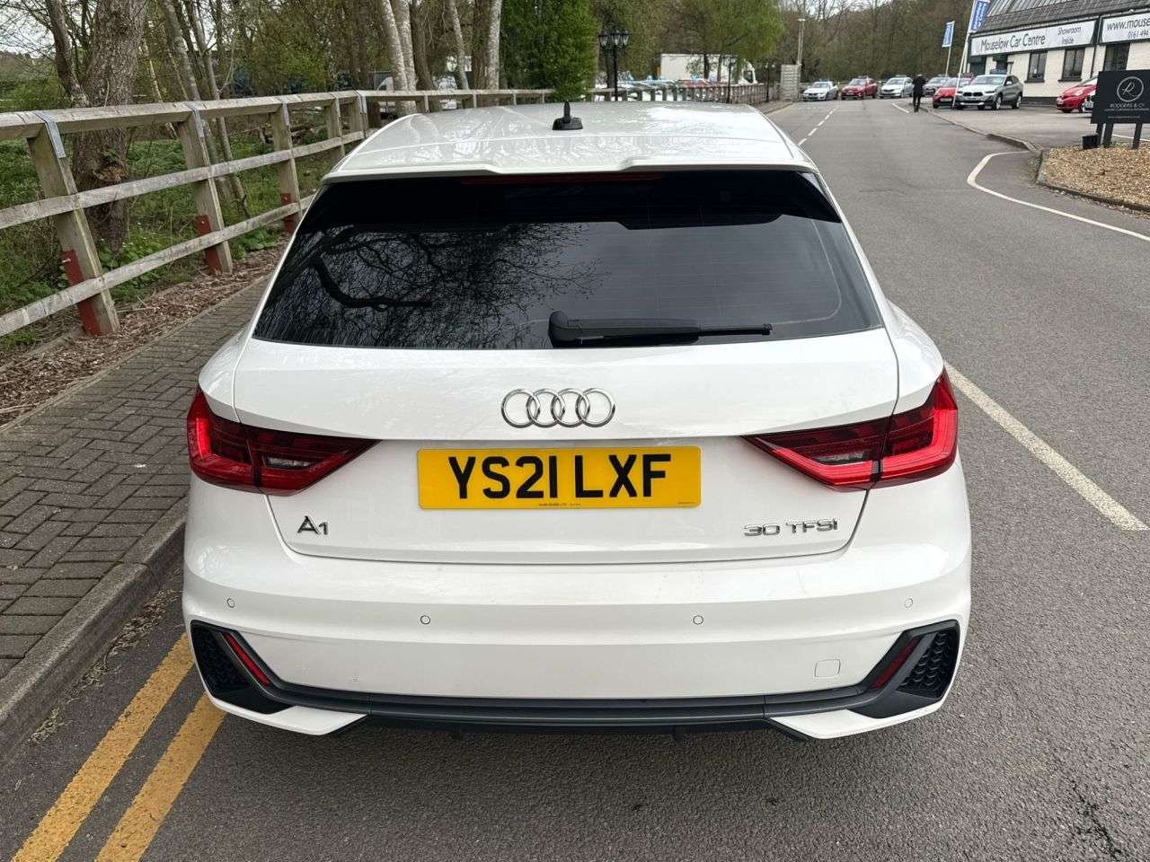 2021 AUDI A1 2021 AUDI A1