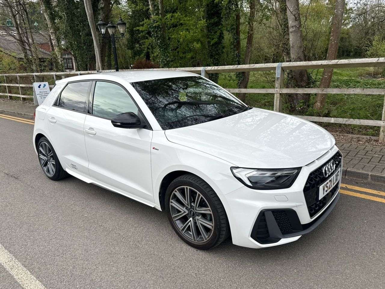 A 2021 AUDI A1 1.0 TFSI 30 S line Sportback 5dr Petrol Manual Euro 6 (s/s) (110 ps) A 2021 AUDI A1 1.0 TFSI 30 S line Sportback 5dr Petrol Manual Euro 6 (s/s) (110 ps)