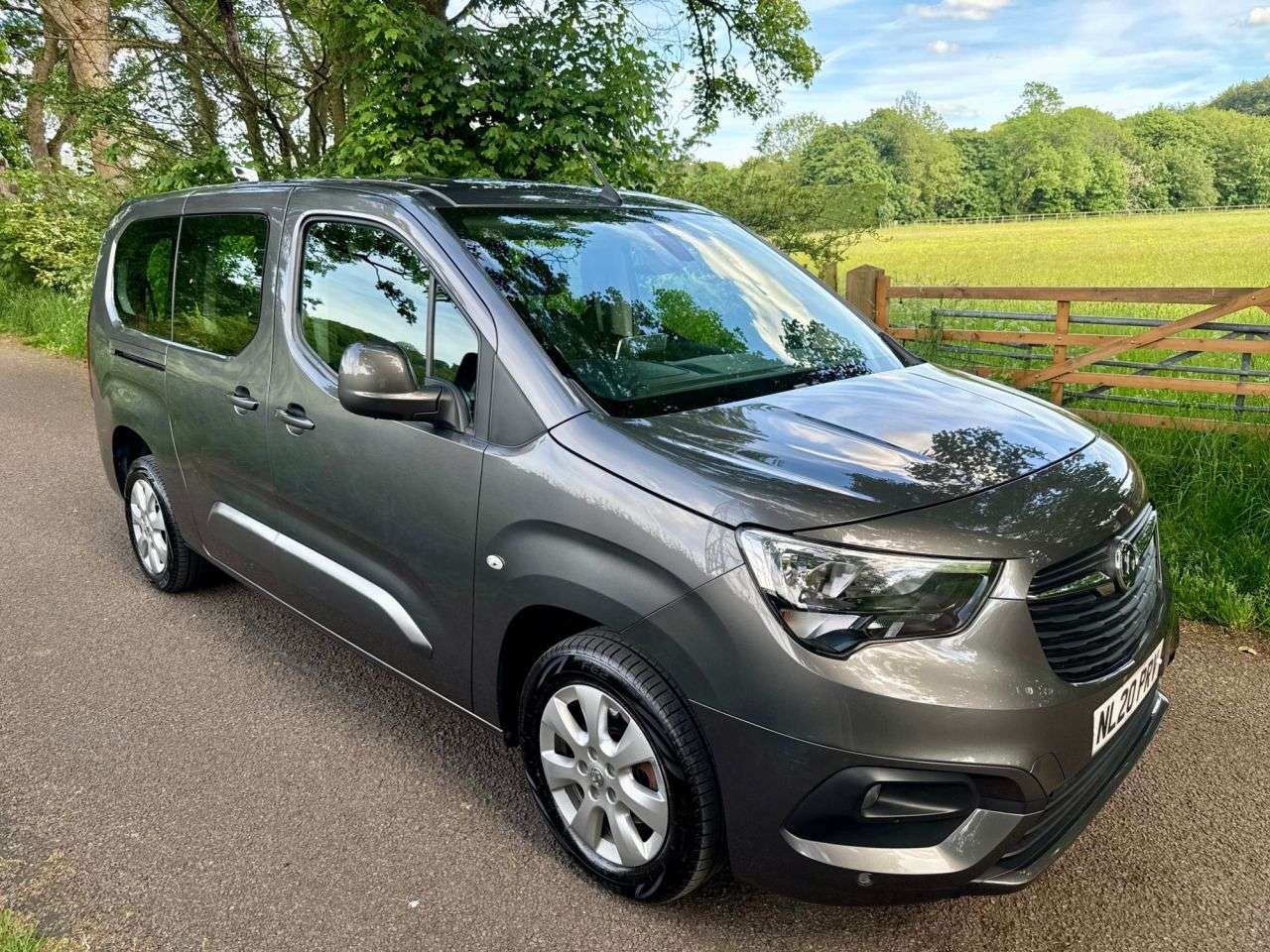 A 2020 VAUXHALL COMBO LIFE 1.2 Turbo Energy XL MPV 5dr Petrol Manual Euro 6 (s/s) (7 Seat) (110 ps) + A 2020 VAUXHALL COMBO LIFE 1.2 Turbo Energy XL MPV 5dr Petrol Manual Euro 6 (s/s) (7 Seat) (110 ps) +