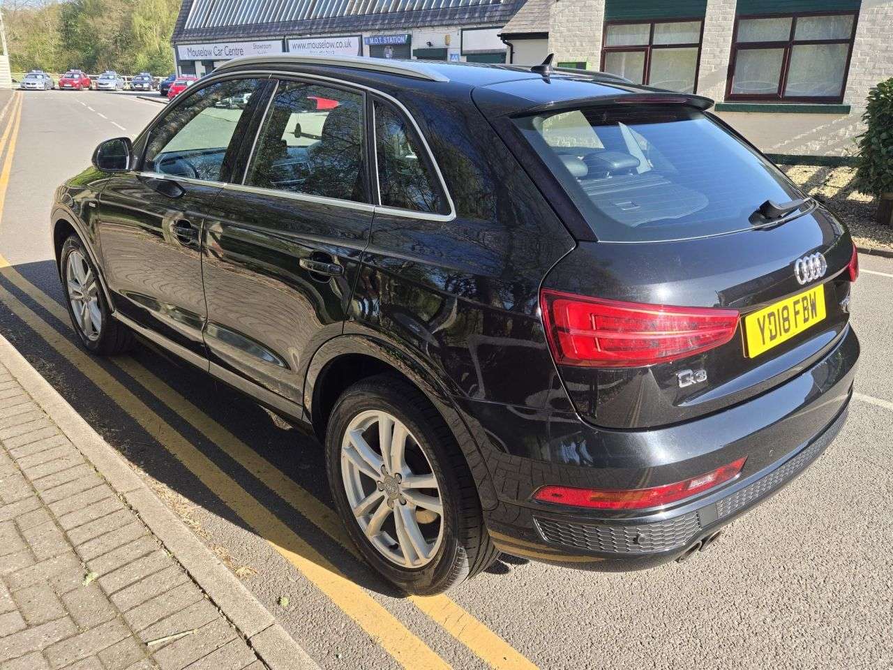A 2018 AUDI Q3 1.4 TFSI CoD S line Edition SUV 5dr Petrol S Tronic Euro 6 (s/s) (150 ps) A 2018 AUDI Q3 1.4 TFSI CoD S line Edition SUV 5dr Petrol S Tronic Euro 6 (s/s) (150 ps)