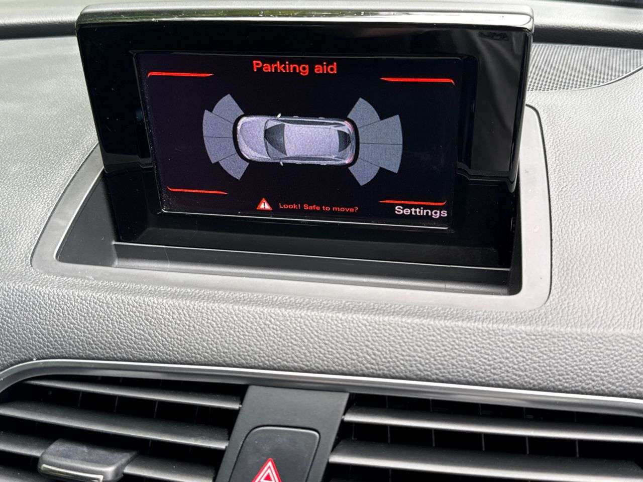 2018 AUDI Q3 2018 AUDI Q3