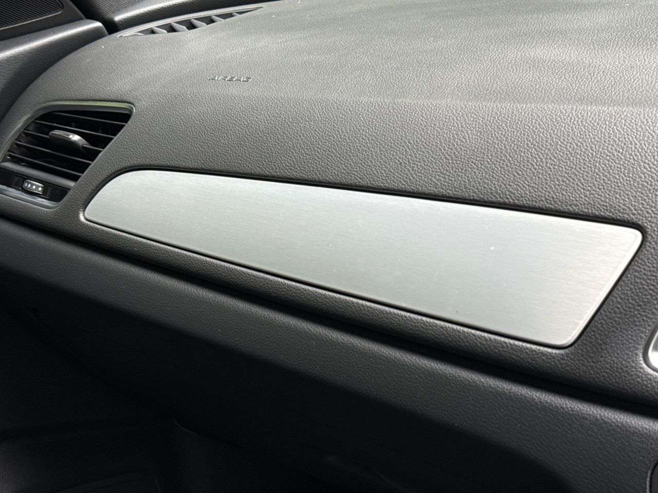 2018 AUDI Q3 2018 AUDI Q3