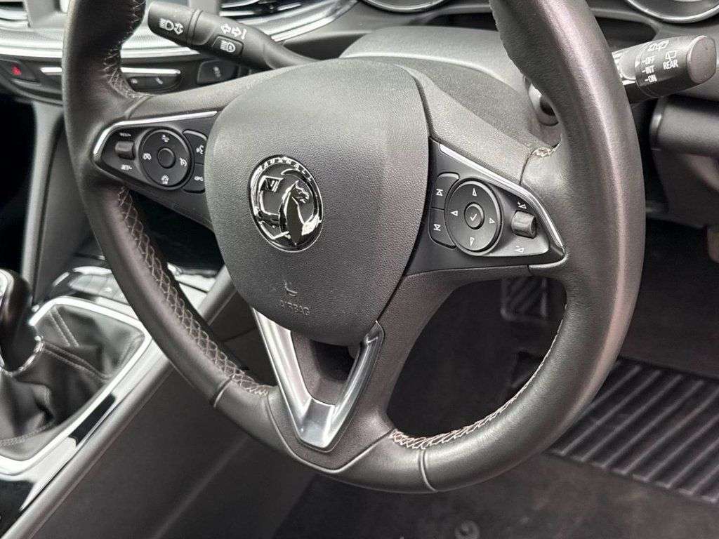 2020 VAUXHALL INSIGNIA DIESEL GRAND SPORT 2020 VAUXHALL INSIGNIA DIESEL GRAND SPORT