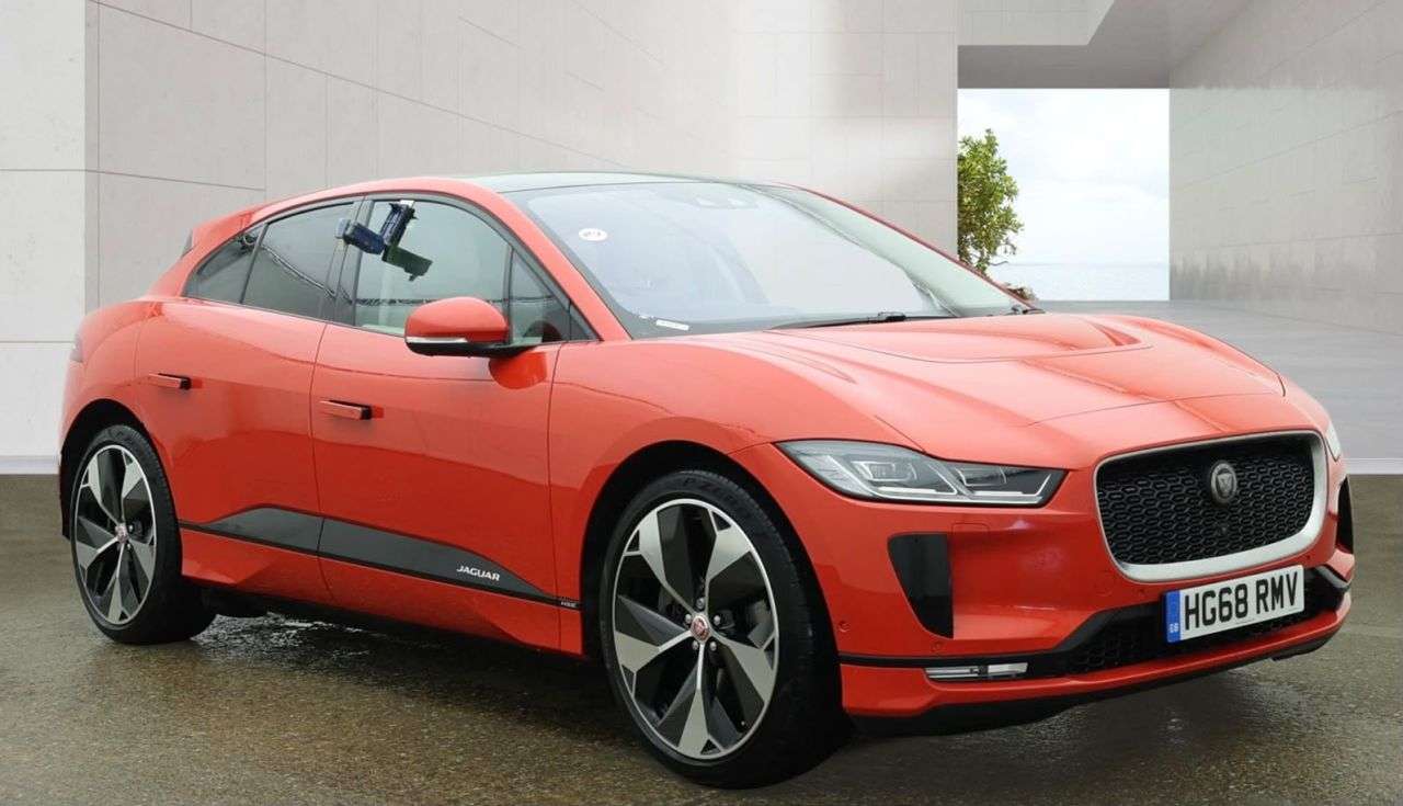 A 2018 JAGUAR I-PACE 400 90kWh First Edition SUV 5dr Electric Auto 4WD (400 ps) A 2018 JAGUAR I-PACE 400 90kWh First Edition SUV 5dr Electric Auto 4WD (400 ps)