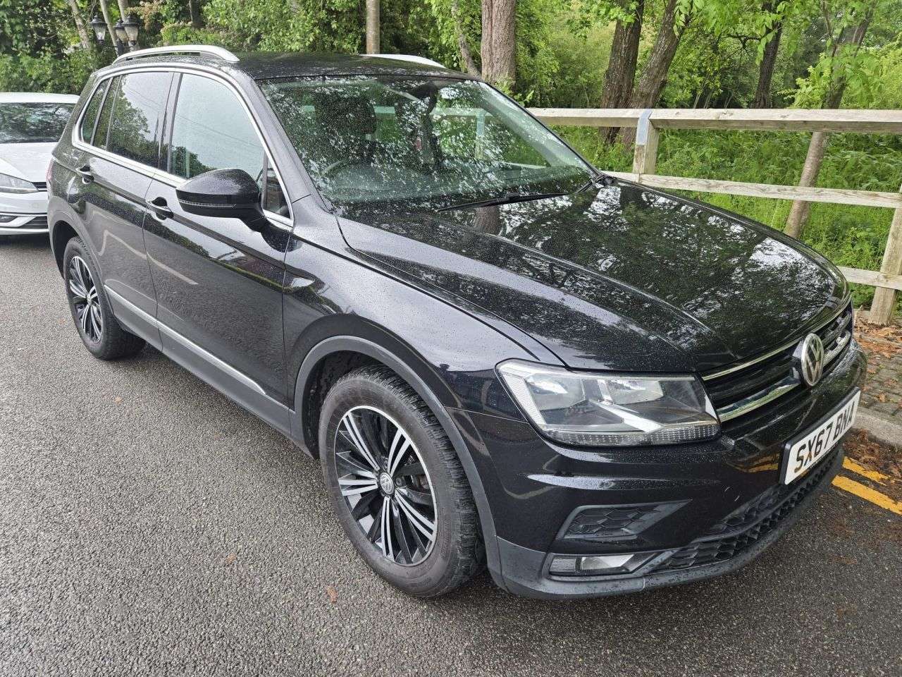 A 2018 VOLKSWAGEN TIGUAN 2.0 TDI SE Navigation SUV 5dr Diesel Manual 4Motion Euro 6 (s/s) (150 ps) A 2018 VOLKSWAGEN TIGUAN 2.0 TDI SE Navigation SUV 5dr Diesel Manual 4Motion Euro 6 (s/s) (150 ps)