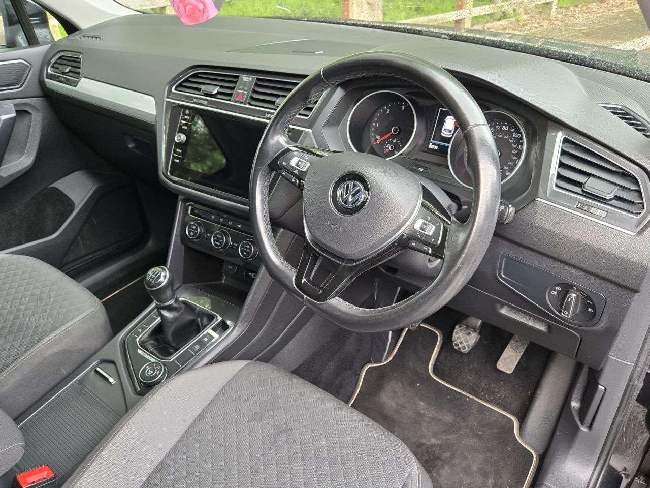 2018 VOLKSWAGEN TIGUAN 2018 VOLKSWAGEN TIGUAN