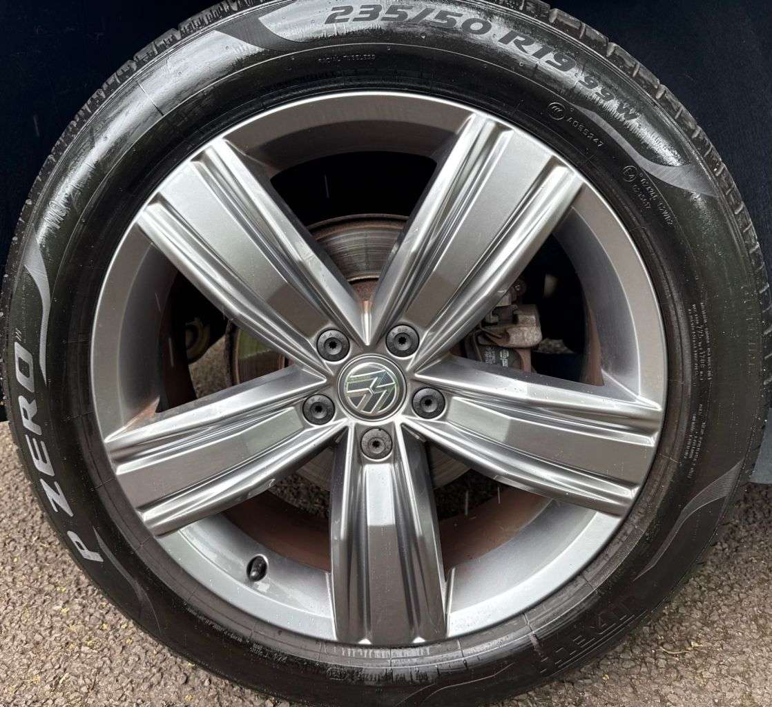 2019 VOLKSWAGEN TIGUAN 2019 VOLKSWAGEN TIGUAN